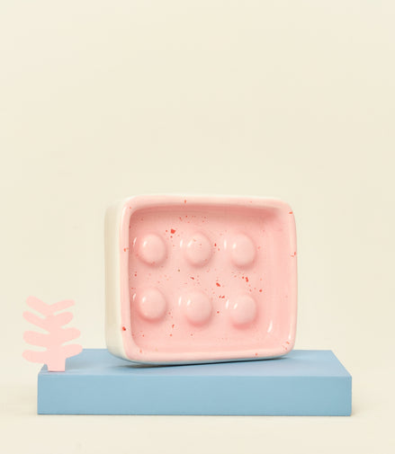 Ceramic soap dish - pink